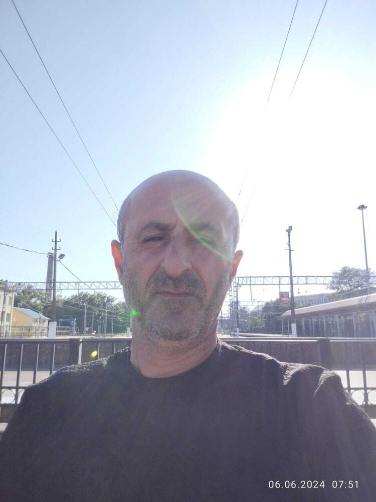  -,   , 52 ,   c 