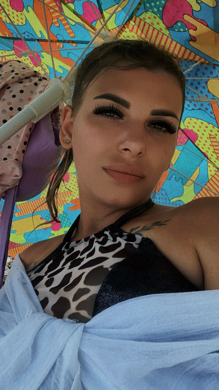  45961542  , 27 ,    