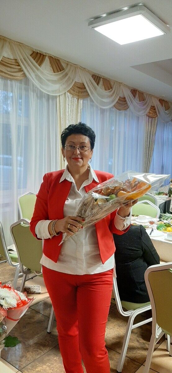  ,   Oksana, 54 ,   ,   