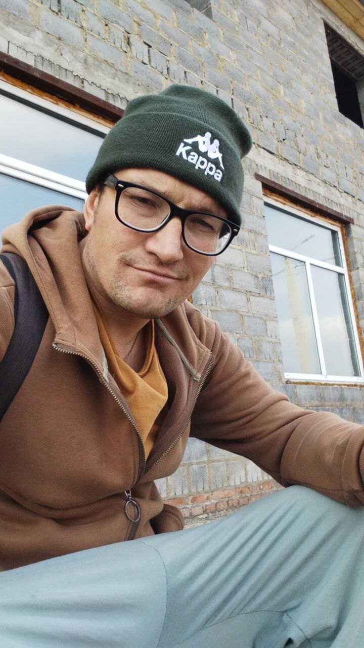  ,   Burhan, 33 ,   ,   