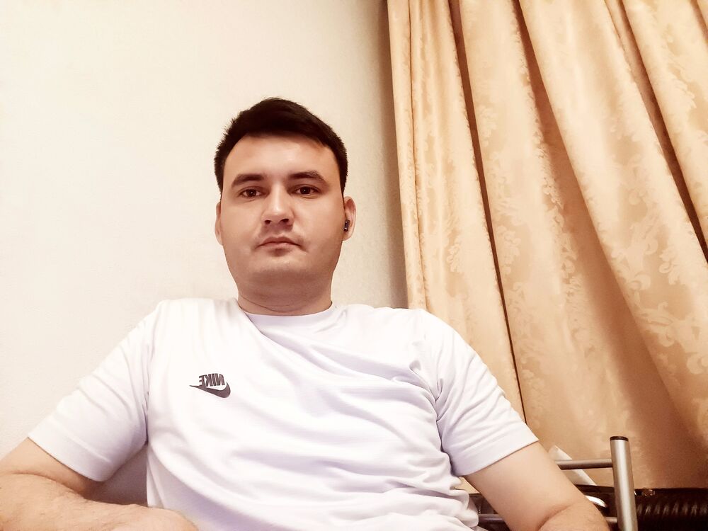  45211042  , 28 ,    -