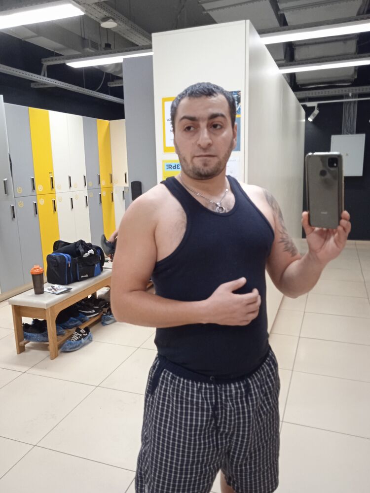  26625952  , 37 ,    