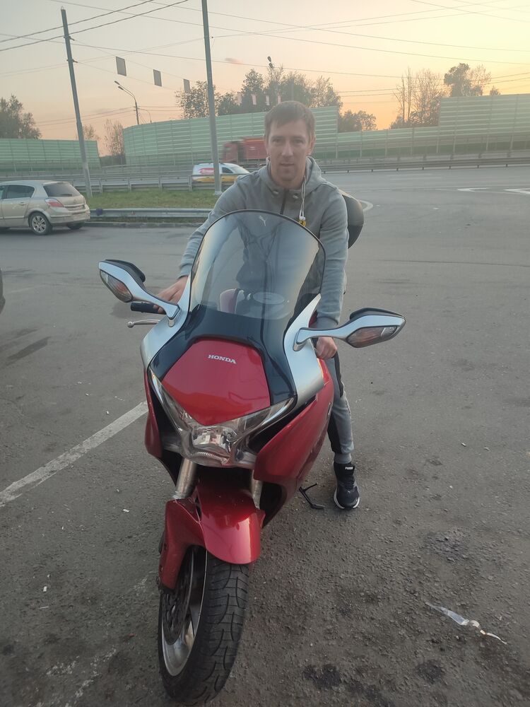  37686242  , 39 ,    