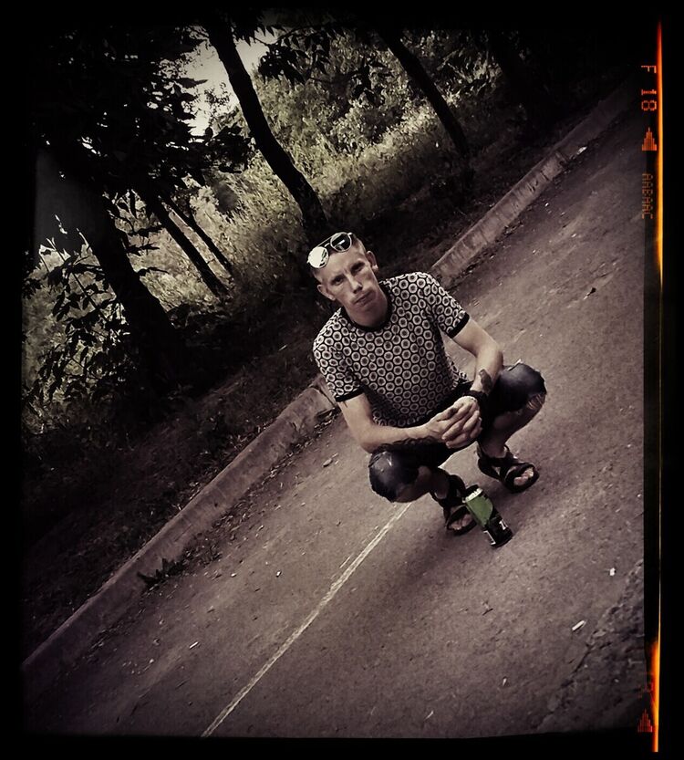  ,   Vlad, 29 ,  