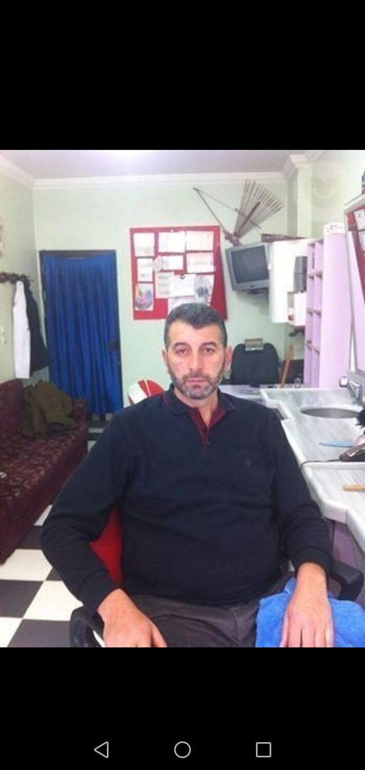  42248502  Kazim, 51 ,    