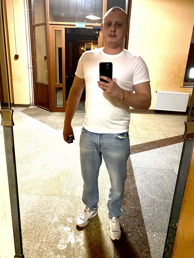  23669762  , 31 ,    