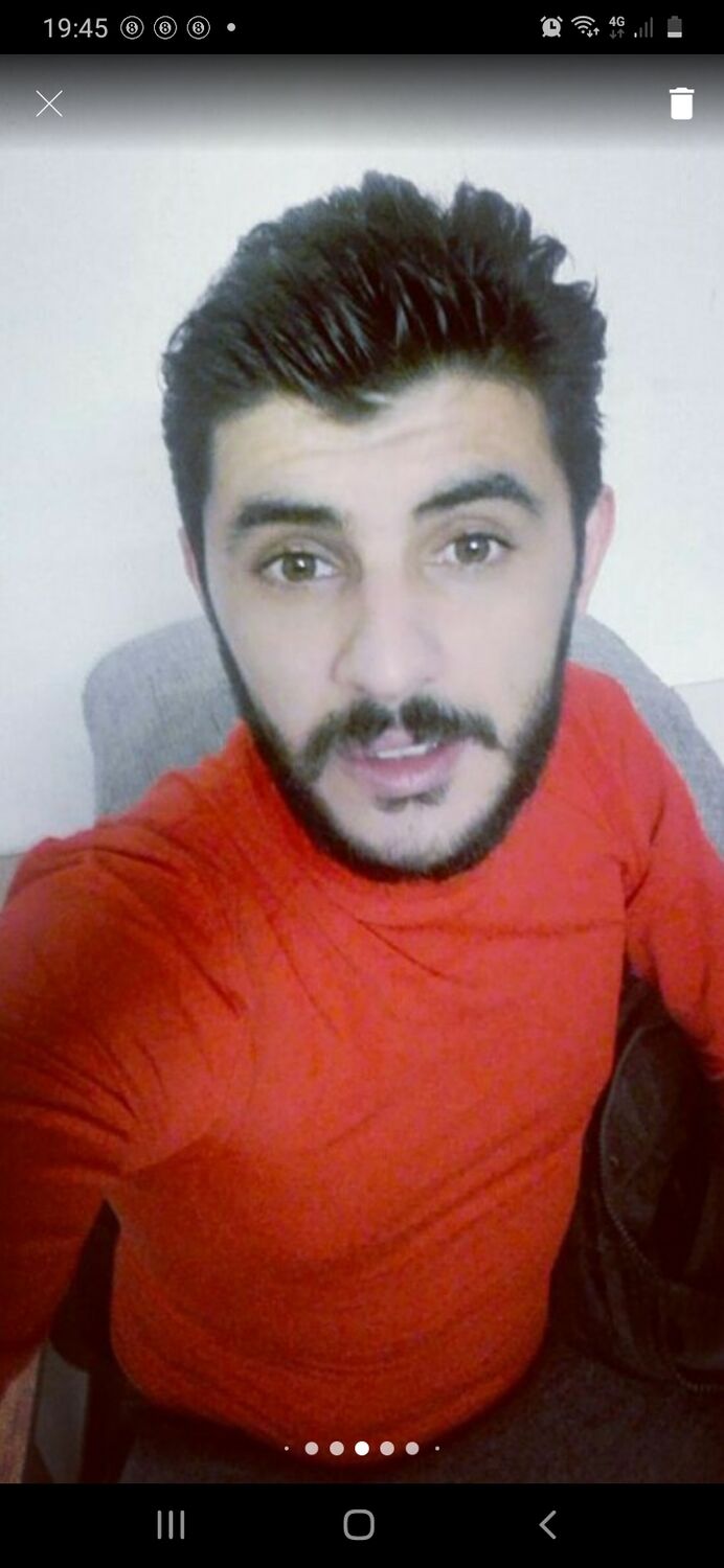  23042812  Ibrahim, 32 ,    
