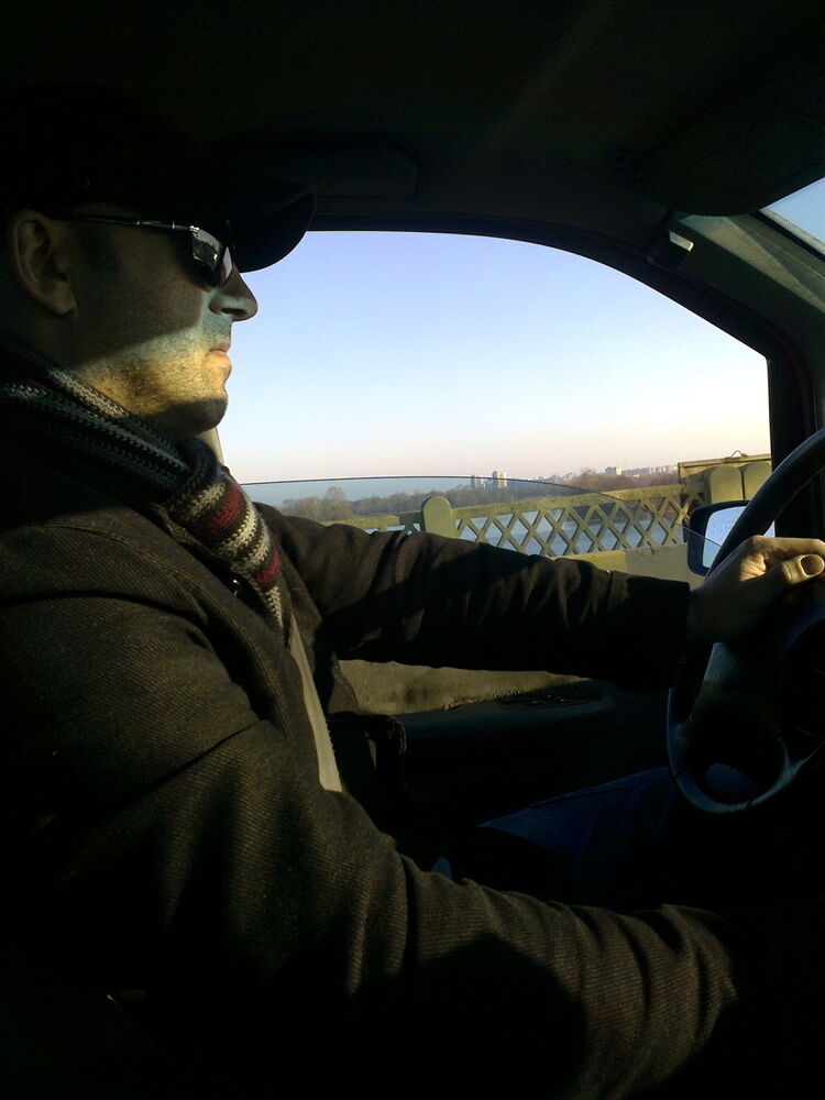  7775762  Sergei, 49 ,    