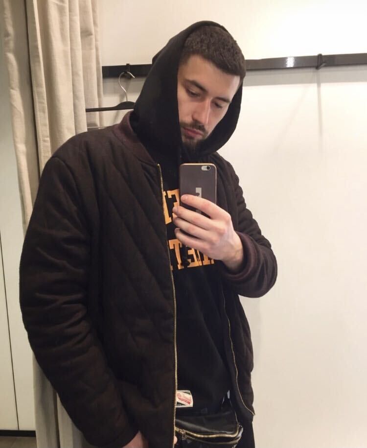  29330552  Vlad, 31 ,    