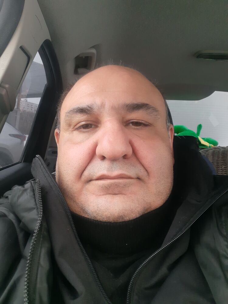  41224422  Guk, 52 ,    