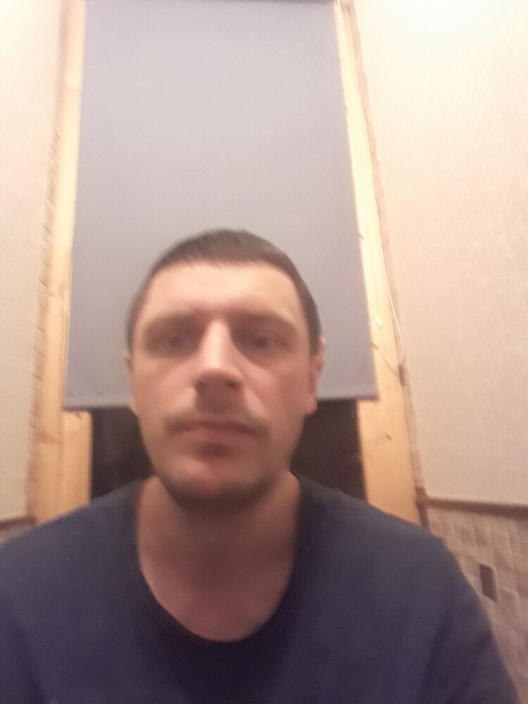  33089462  , 37 ,    
