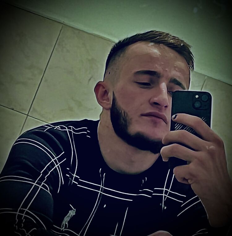  35729442  , 26 ,    