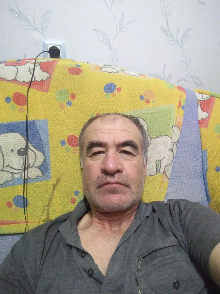 31743472  , 52 ,     