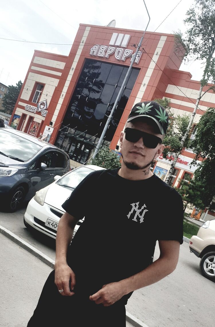  39768402  Aleksandr, 24 ,    