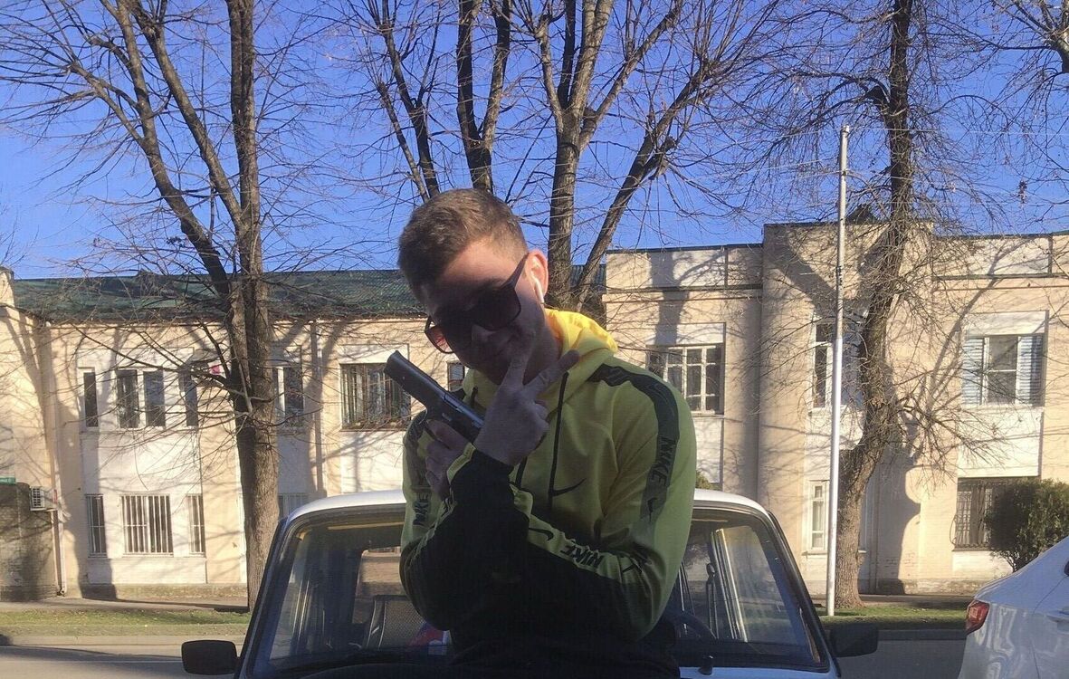  36739312  , 27 ,    