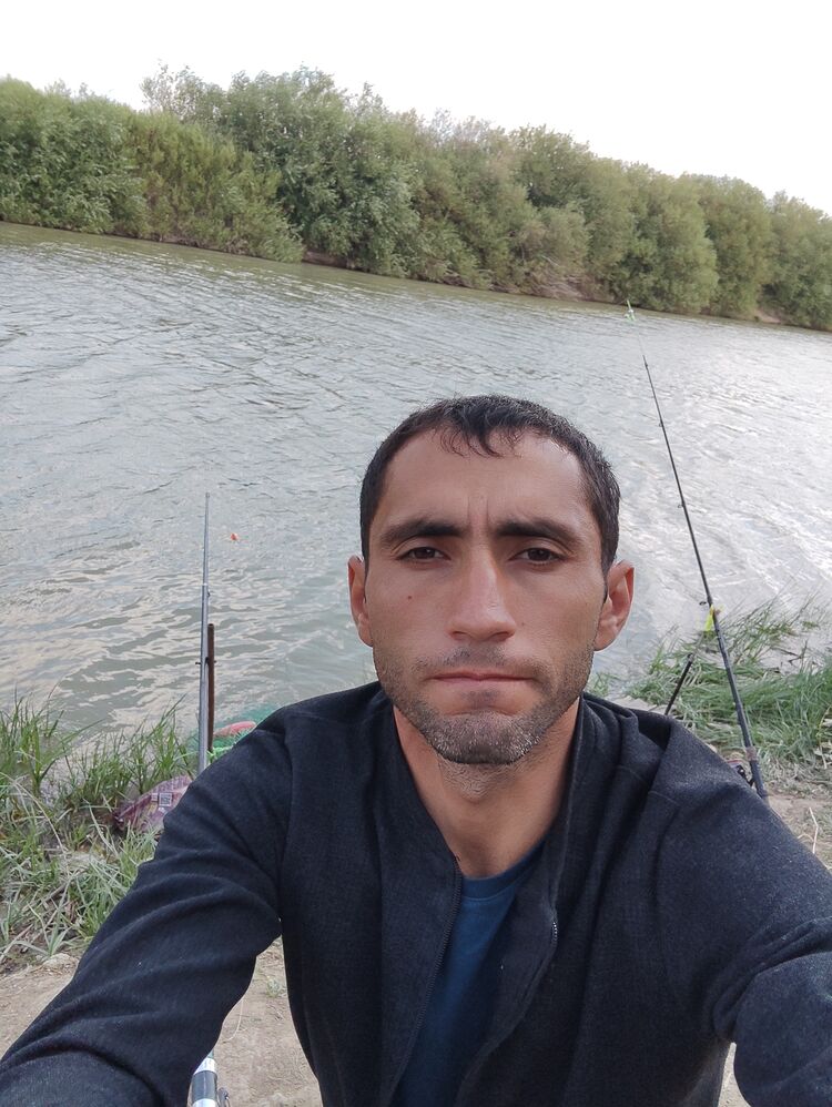  ,   Rudik, 36 ,   ,   