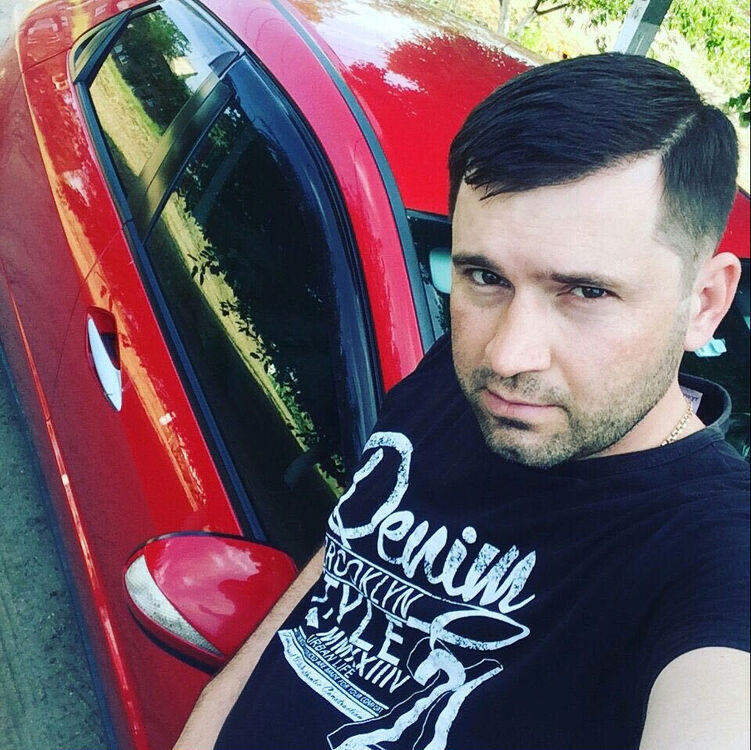  35746102  , 43 ,    --
