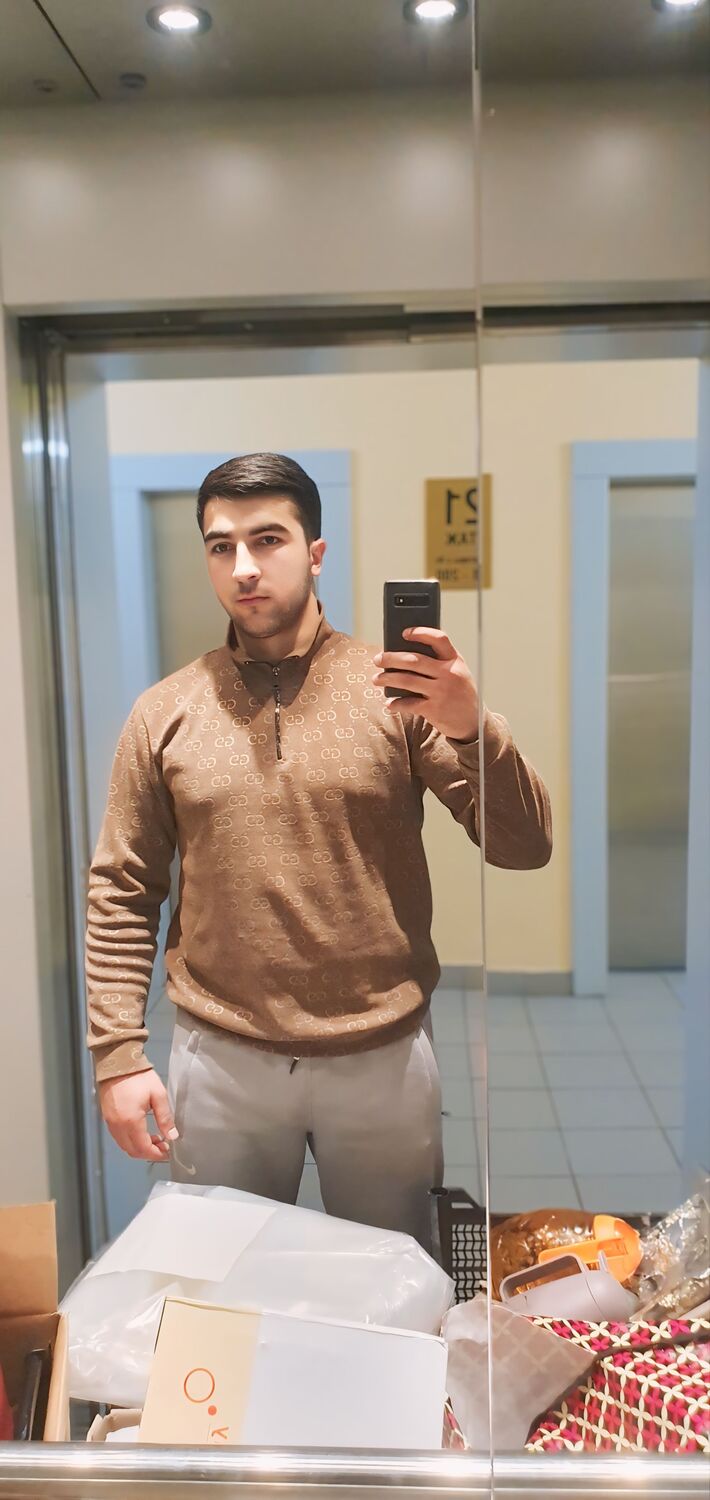  47581352  , 23 ,    