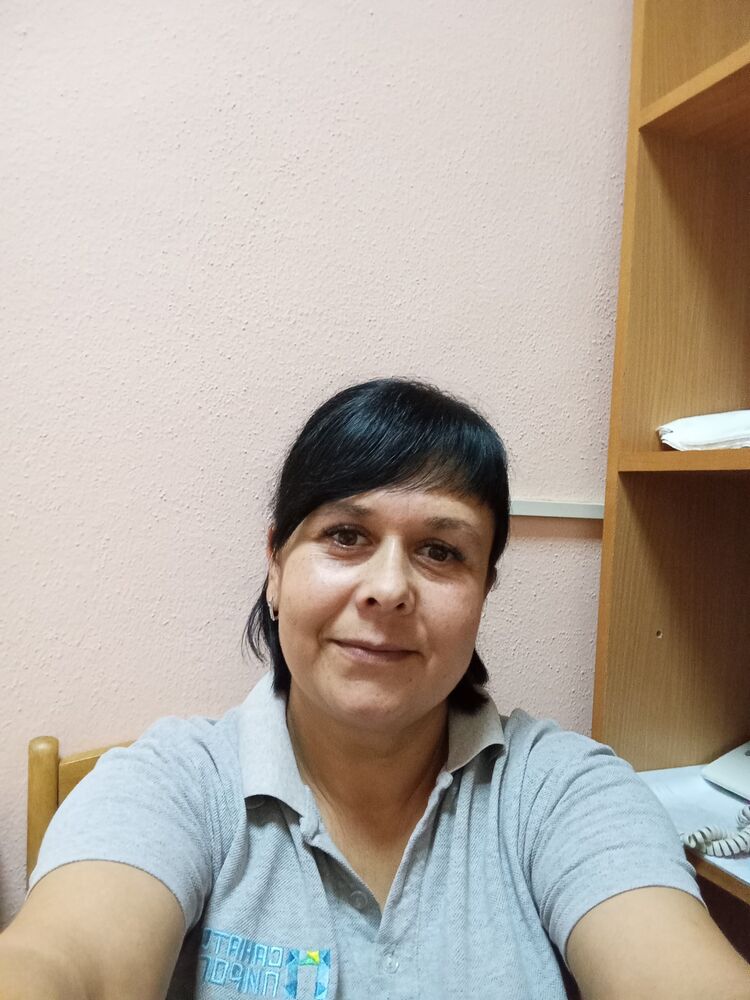  48715132  , 42 ,    