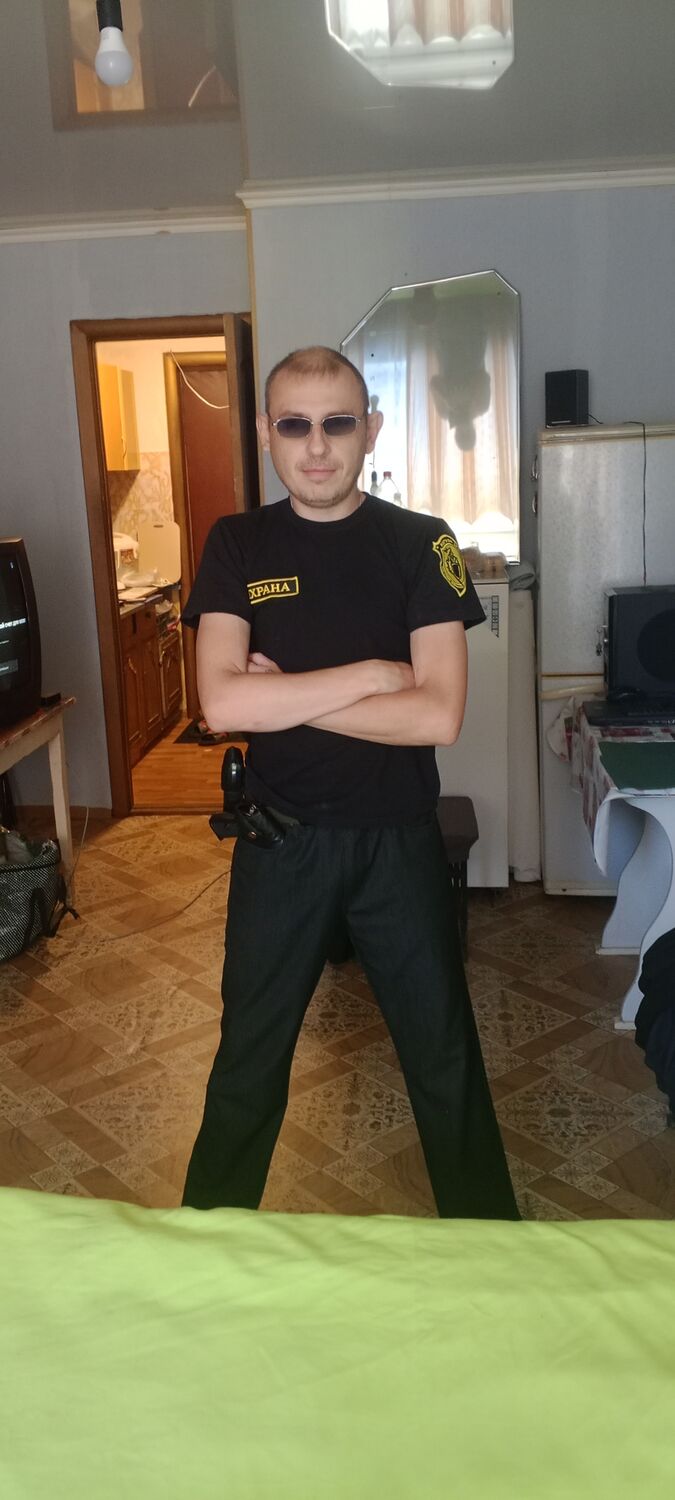  46901272  , 40 ,     