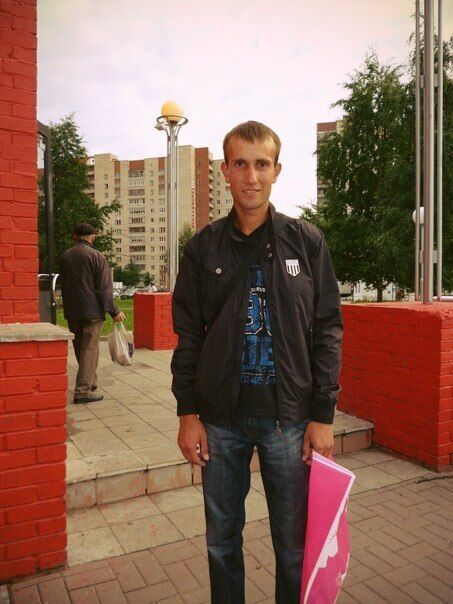  54684122  , 42 ,    -