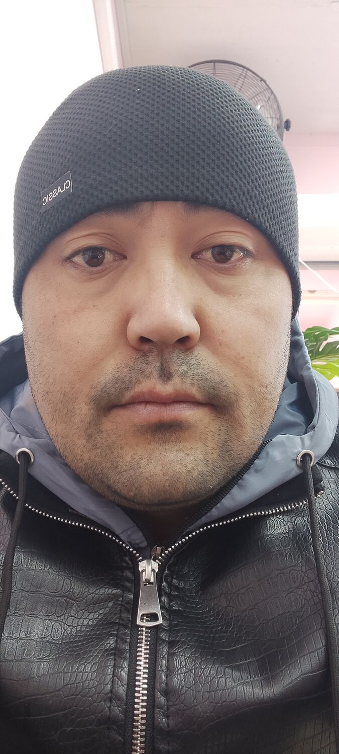  -,   Utkirjon, 35 ,   ,   , c 
