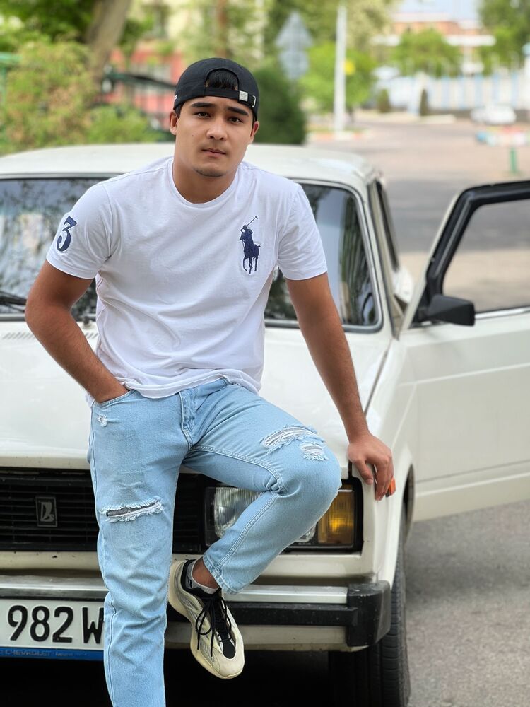  ,   Javohir, 24 ,   ,   