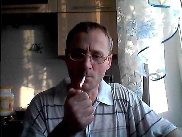  ,   Aleksej, 52 ,   