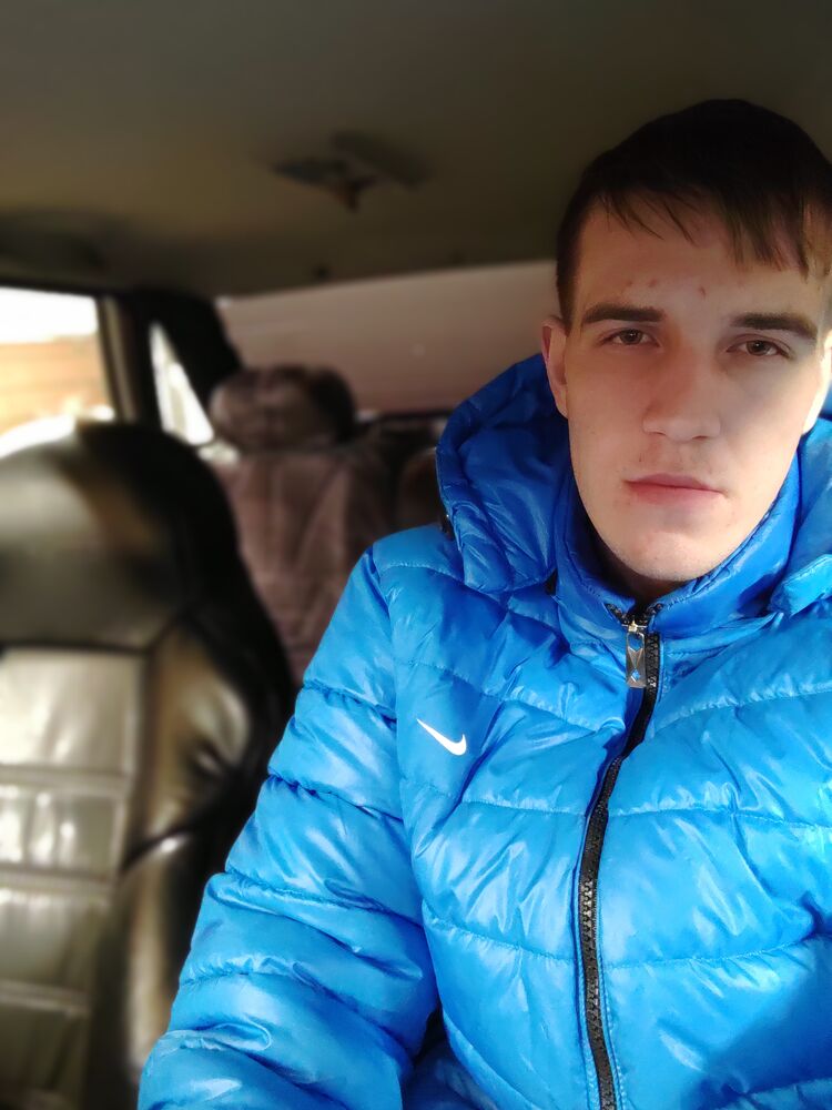  33019382  Dmitry, 25 ,    