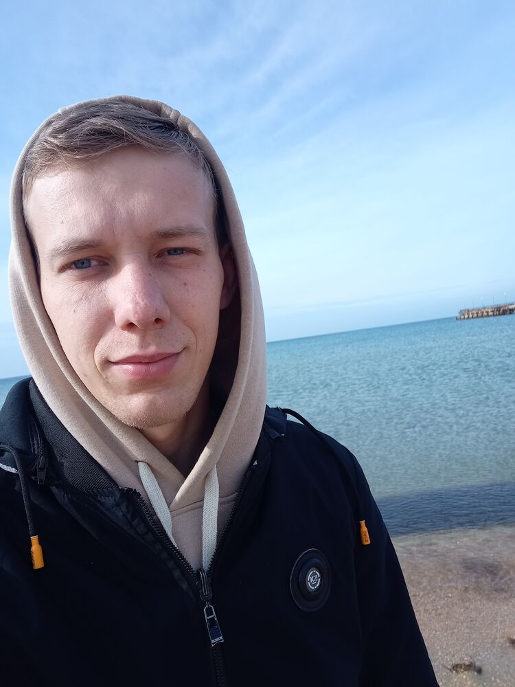   ,   Alexander, 26 ,   