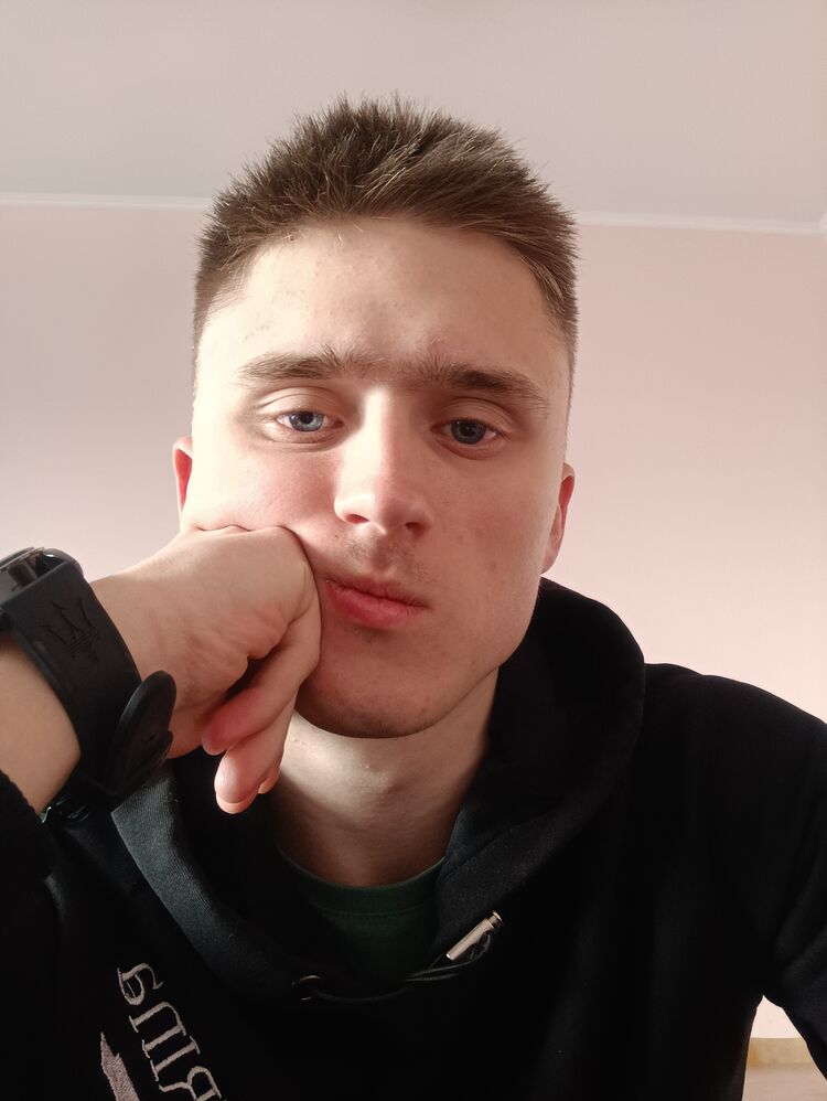  46748132  , 20 ,    