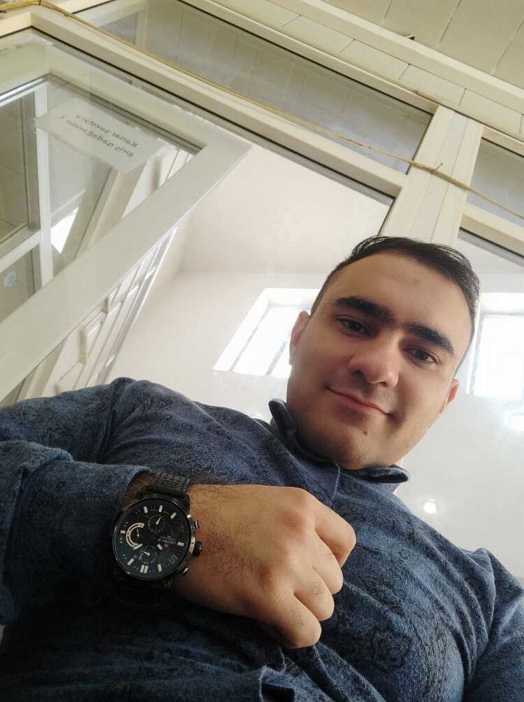  ,   Huseyn, 32 ,   ,   , c 