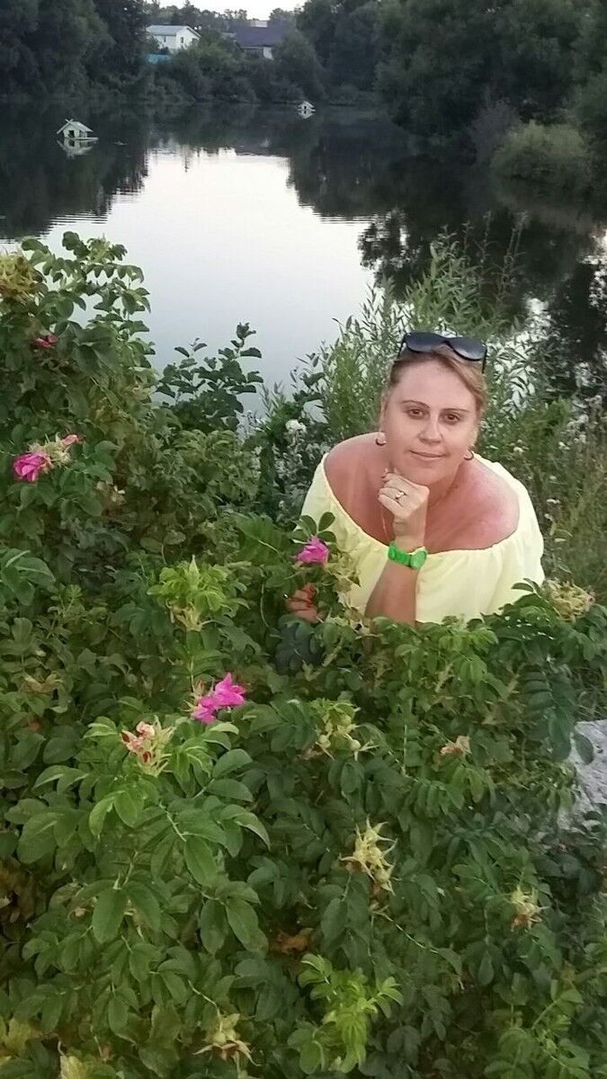  ,   Elena, 50 ,   ,   , c 