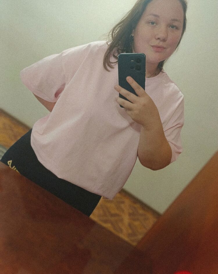  ,   Anastasia, 25 ,     , c 