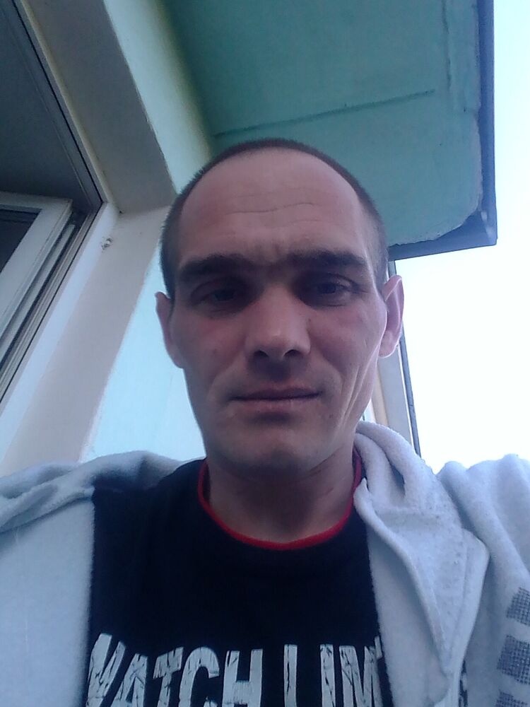  28017952  , 38 ,    