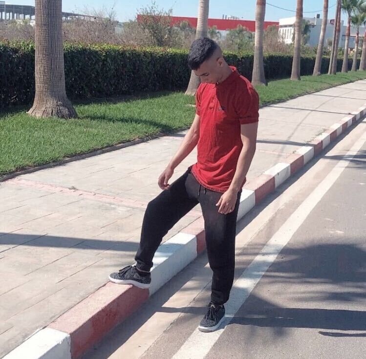  44447732  Yassin, 19 ,    