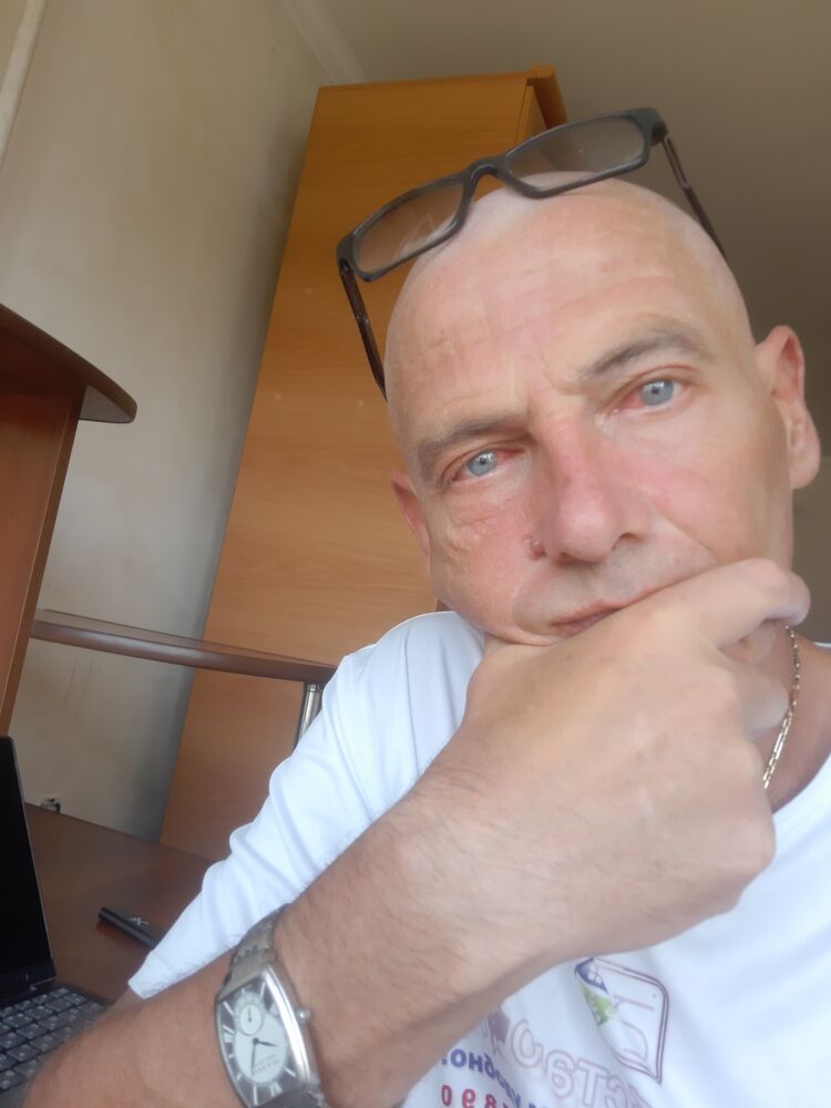 ���������� �����, ���� ������� Contact, 42 ����, ������������ ��� ���������