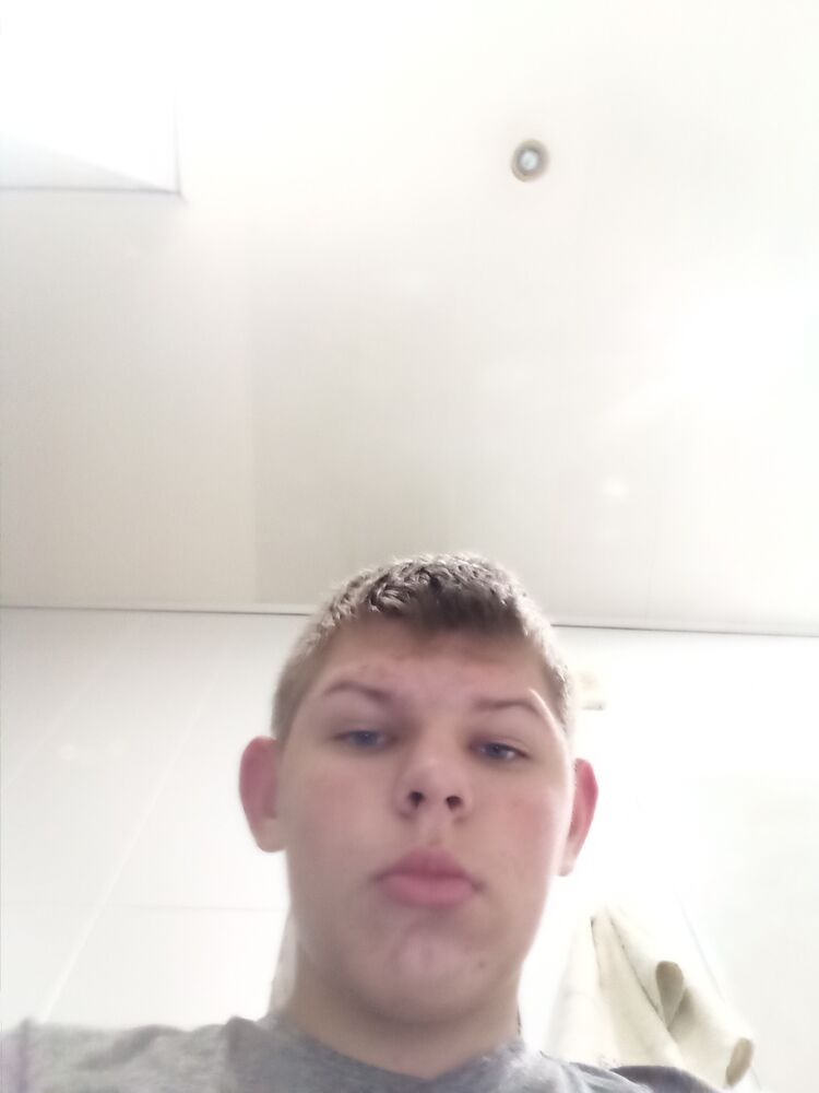  48367612  Nikita, 18 ,    