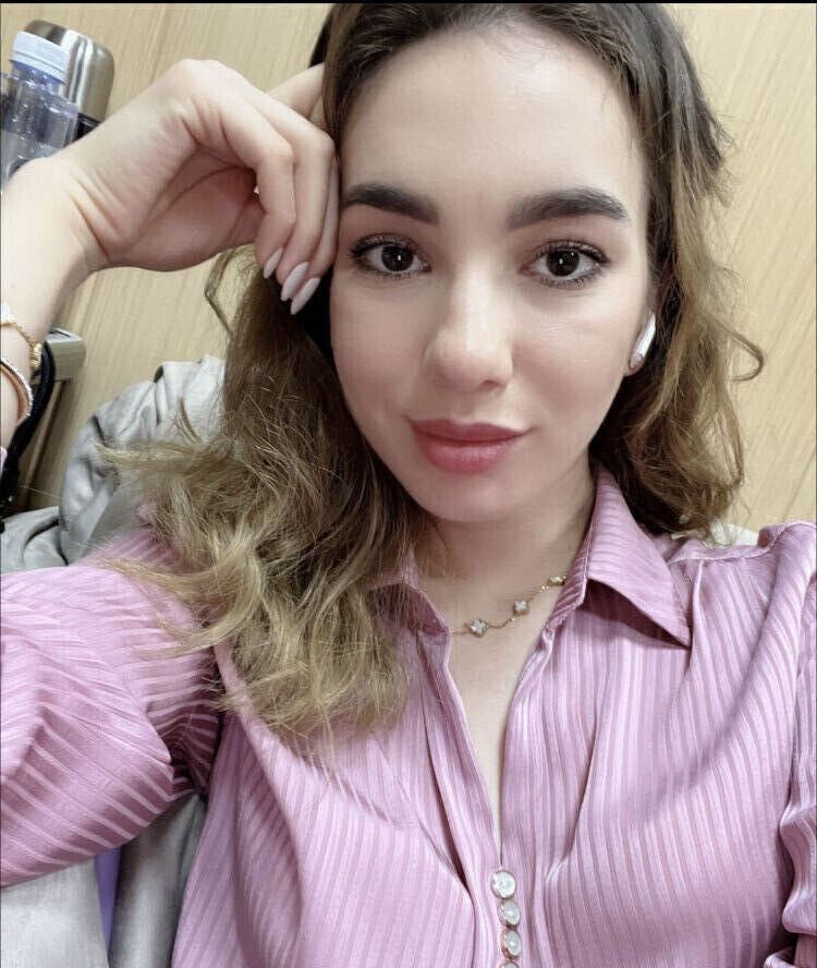  36530042  Anna, 38 ,    