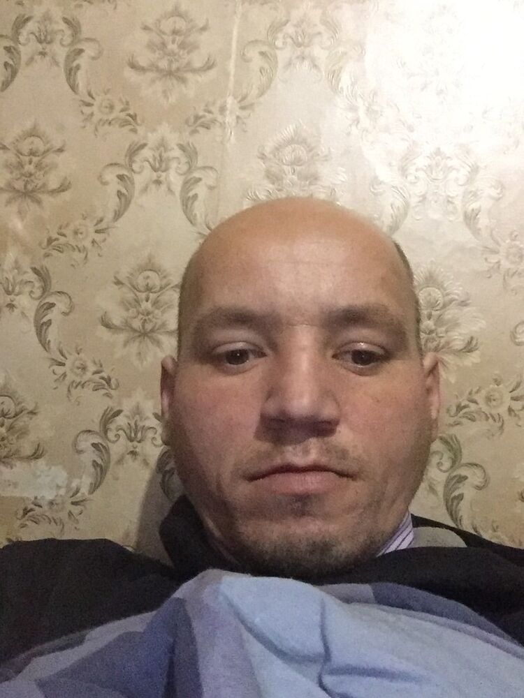  14823942  , 44 ,    
