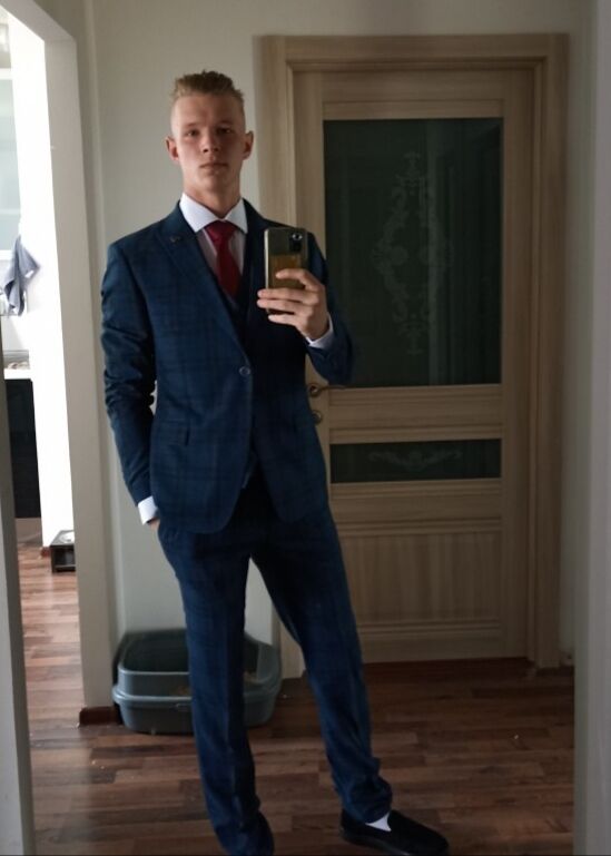  41224442  Kirill, 25 ,    