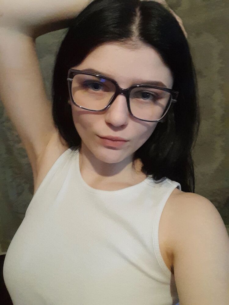  43806252  , 21 ,    