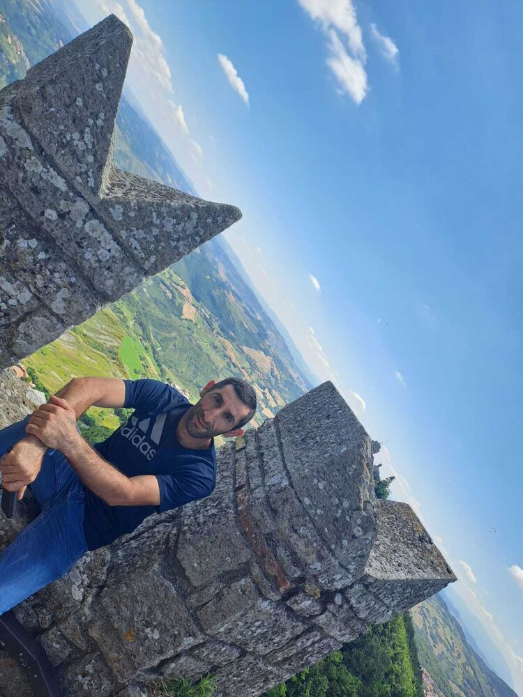  36413532  Yuri, 41 ,    Urbino