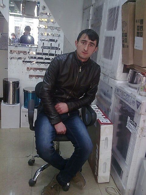  4554842  Majid, 35 ,    