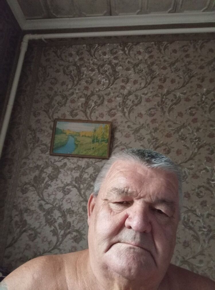  52761392  , 63 ,    
