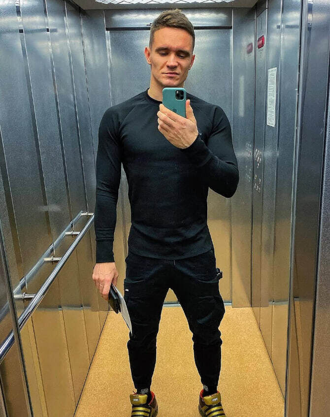 ���� 50048812 ������� Ronald, 40 ���, ���� ���������� � �������