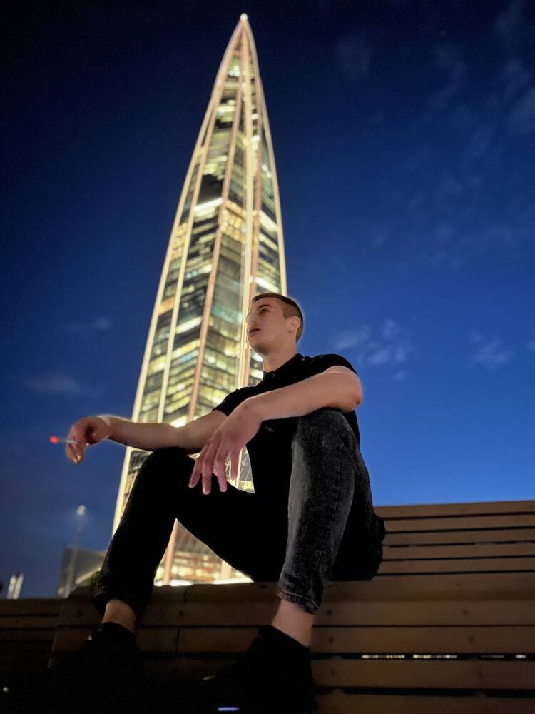  38166472  , 24 ,    -