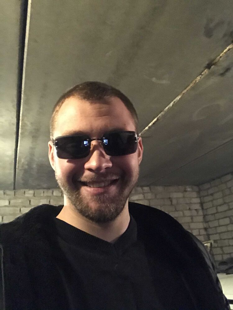  33527222  , 26 ,    