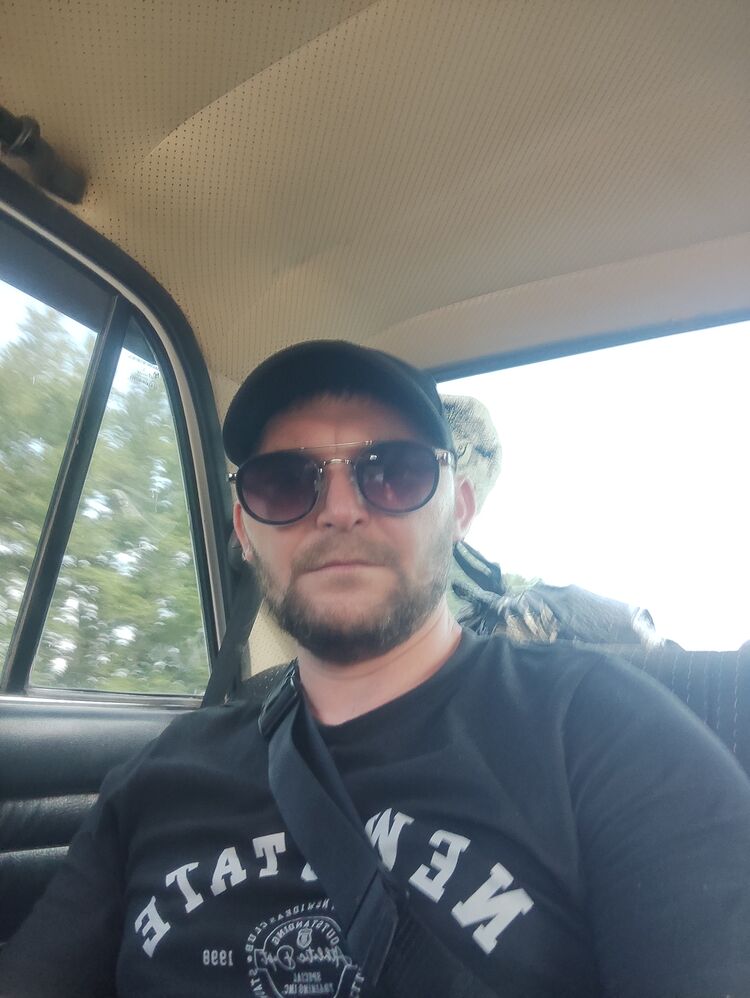  ,   Andrey, 35 ,   ,   