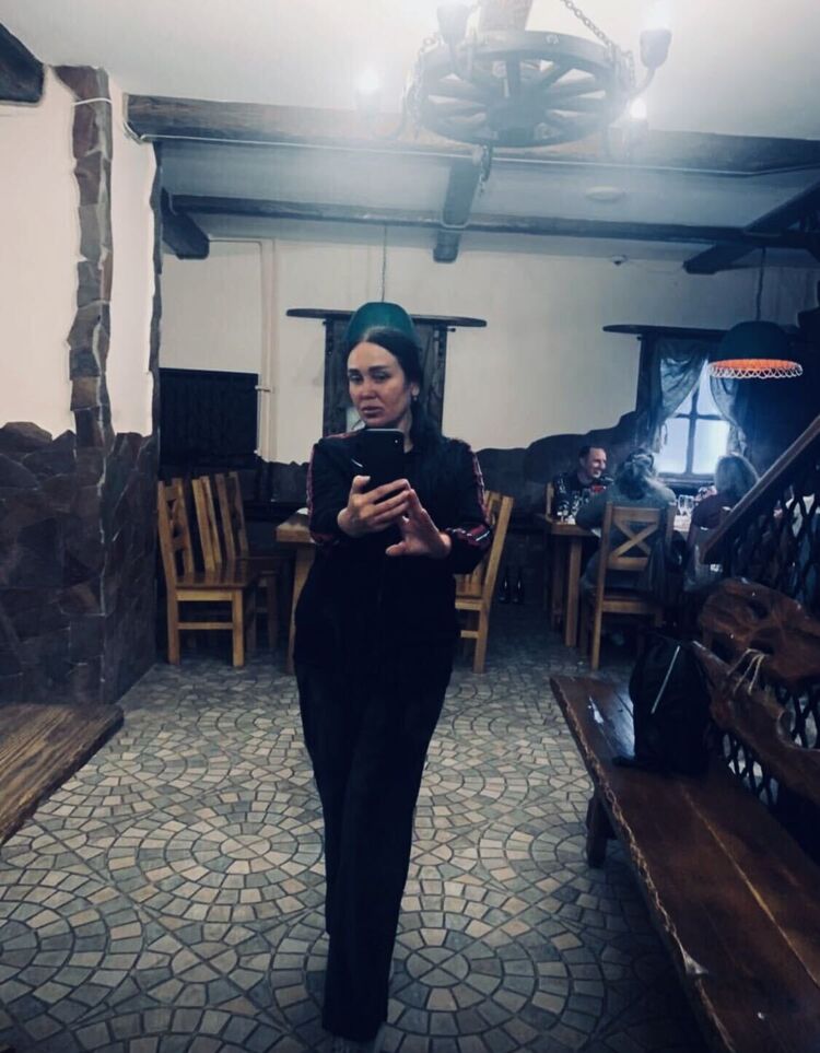  ,   Nika, 42 ,     , c , 